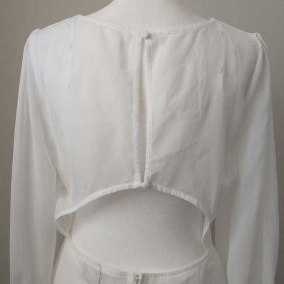 NWT Lulu's white ruffled open back dress M - Picture 6 of 10